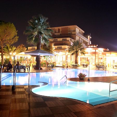Hotel Acquario Vasto Exteriör bild