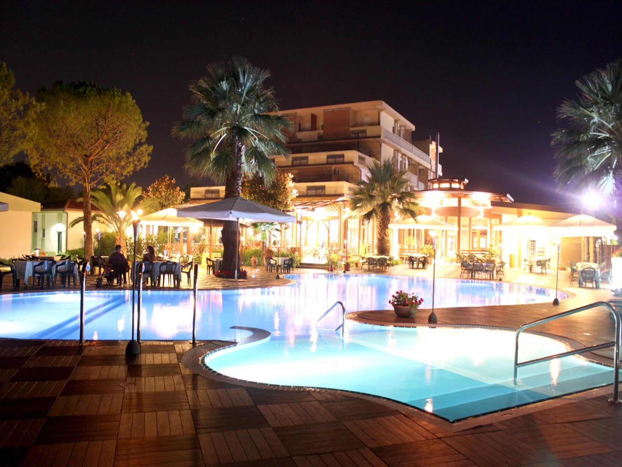 Hotel Acquario Vasto Exteriör bild