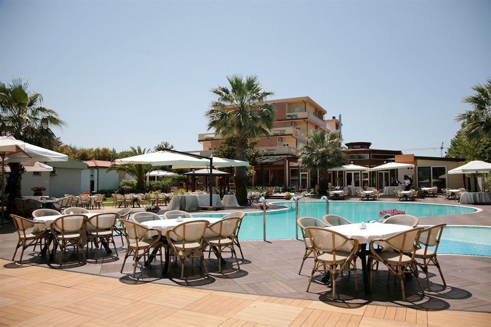 Hotel Acquario Vasto Exteriör bild